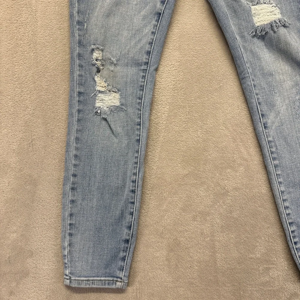 Judy Blue Jeans Women's 11/30 Hilaria Hi Rise Distressed Skinny Light Wash Denim